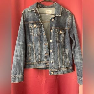 jean jacket/great condition/old navy/LARGE